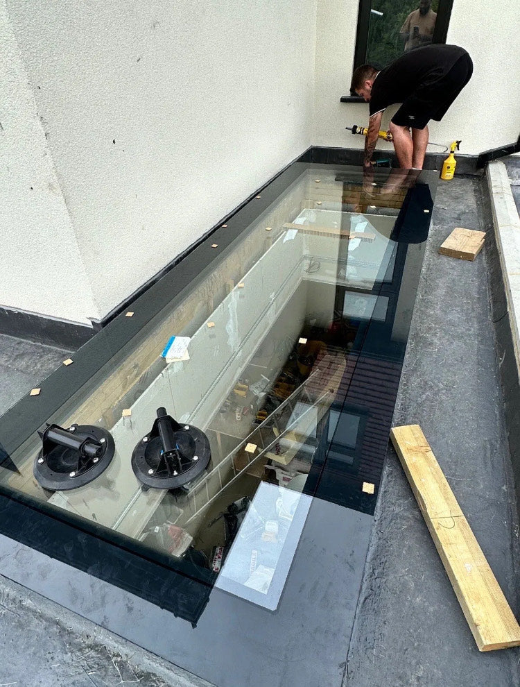 JUMBO Frameless Flat Roof Skylight