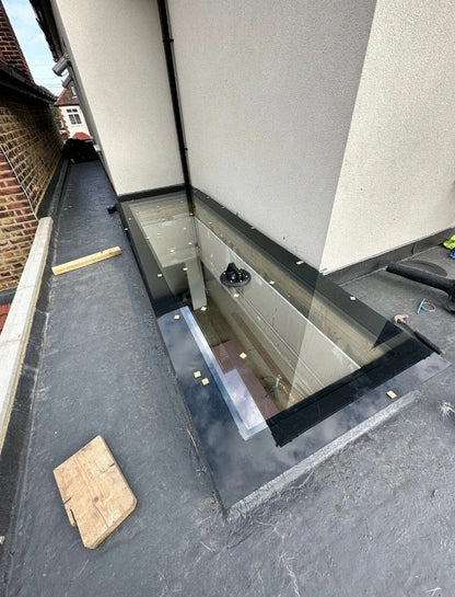 JUMBO Frameless Flat Roof Skylight